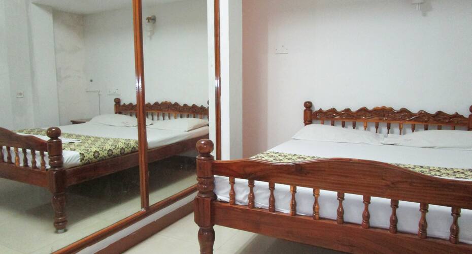 Malar Guest House, Pondicherry 1